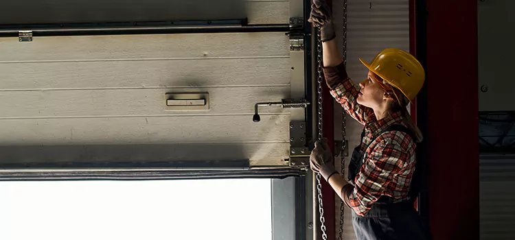 Addressing Common Garage Door Stoppage Issues in El Monte, CA